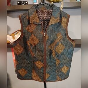 Reversible Geometric Patterned Vest in Blue and Brown, Size XL/XXL